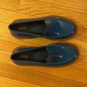 Adorable Melissa penny loafers. Vegan materials. Women 9. Like new. 25.4mm heel